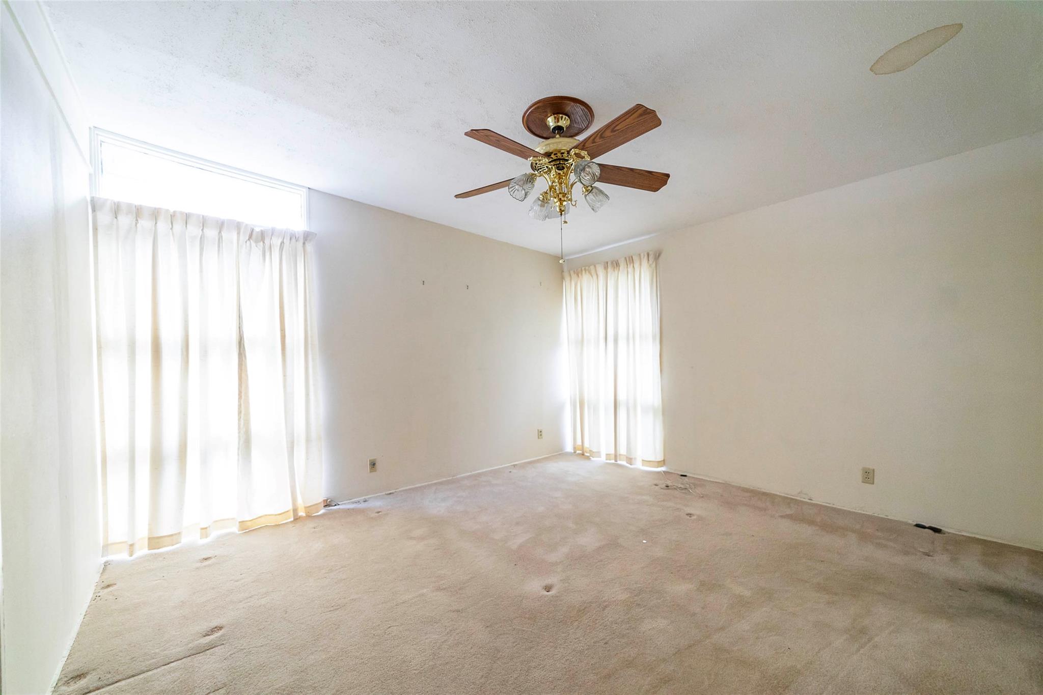 2606 Pembrook Trl Property Photo 8