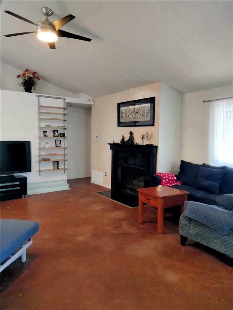 6413 Jennings Dr Property Photo 3