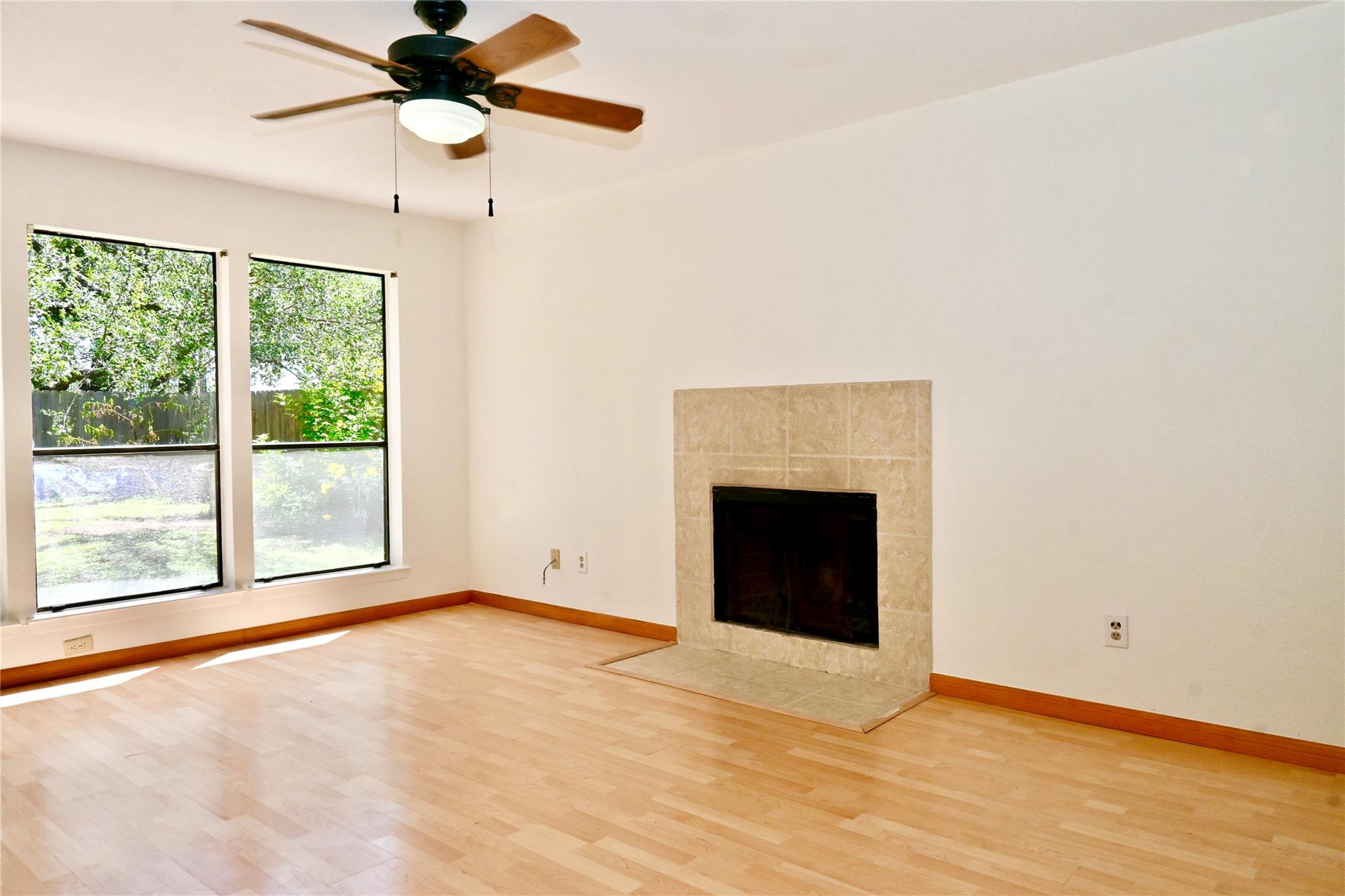 13356 Water Oak Ln #b Property Photo 1