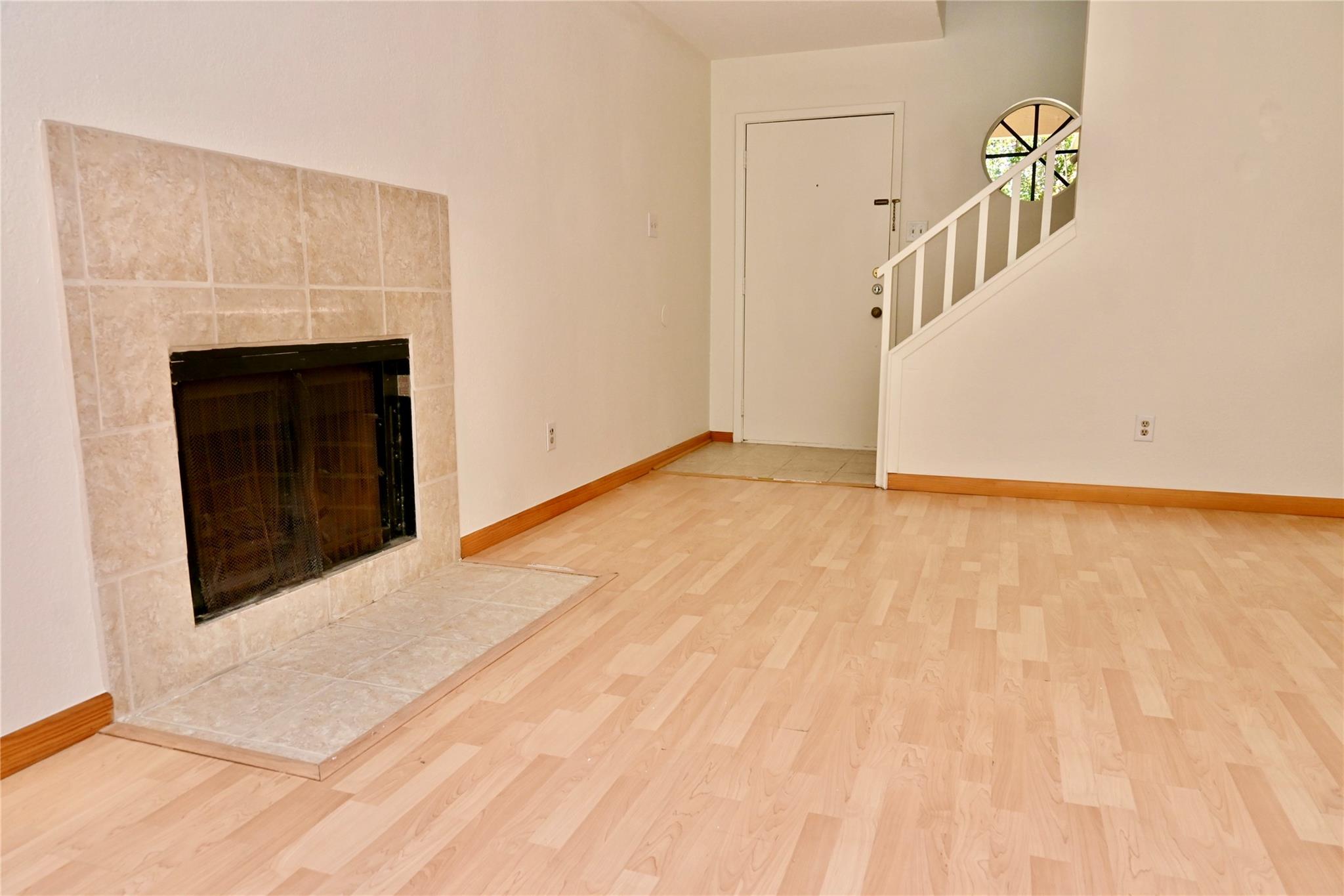 13356 Water Oak Ln #b Property Photo 6