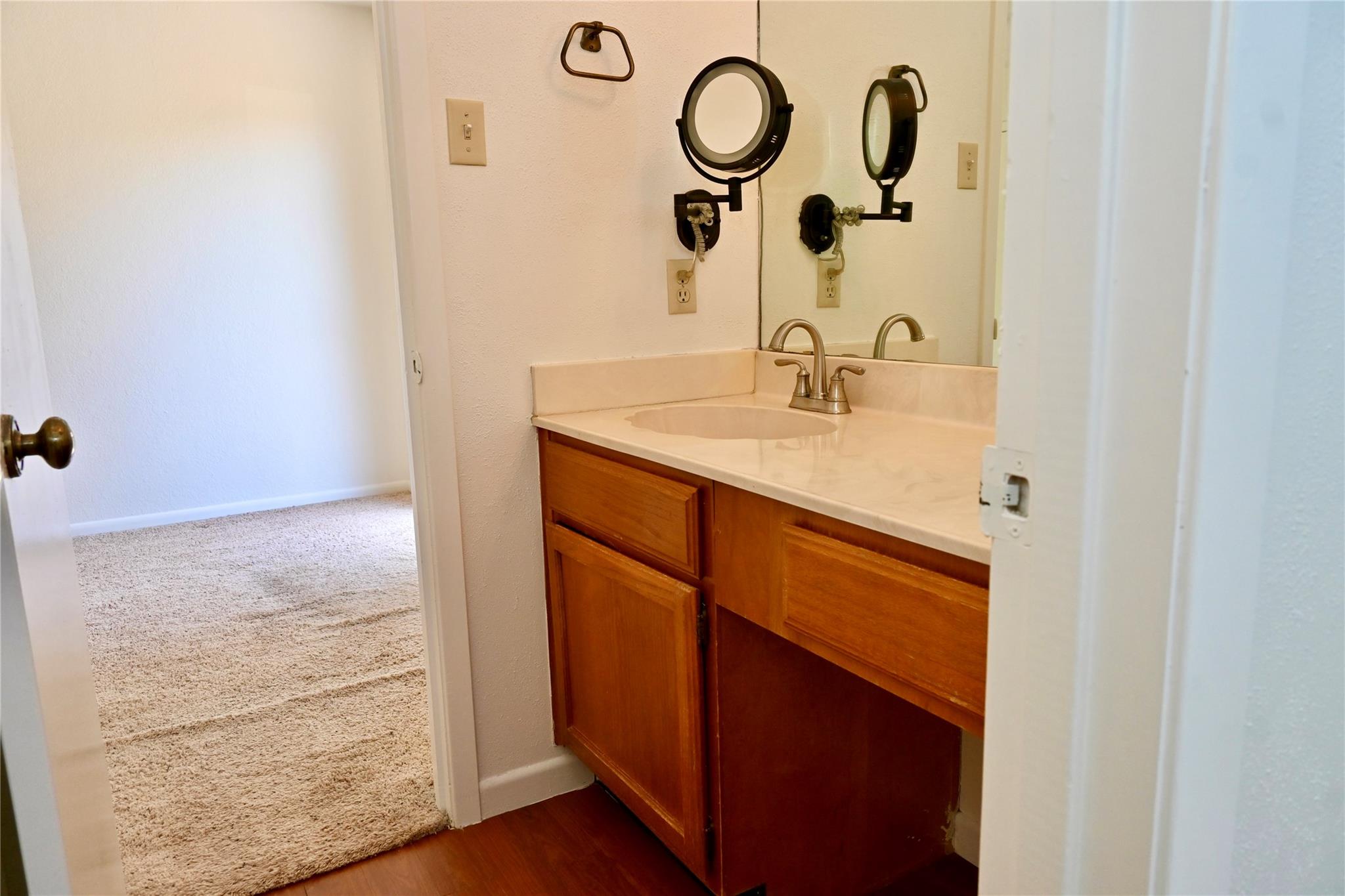 13356 Water Oak Ln #b Property Photo 11