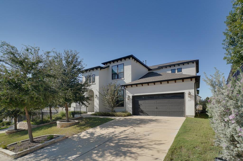 4529 Port Bari Dr Property Photo 2