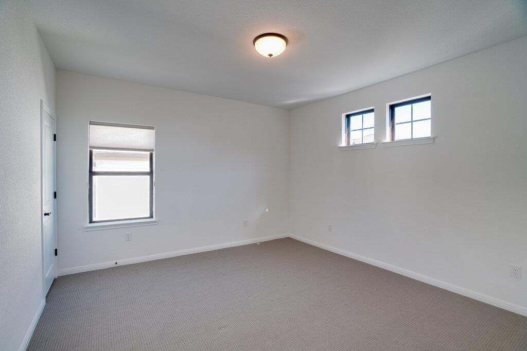 4529 Port Bari Dr Property Photo 10
