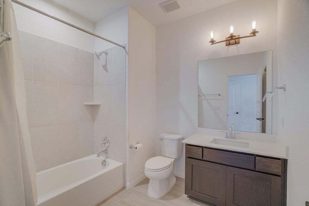 4529 Port Bari Dr Property Photo 12