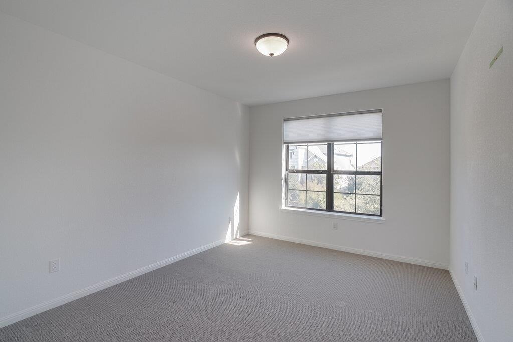 4529 Port Bari Dr Property Photo 13