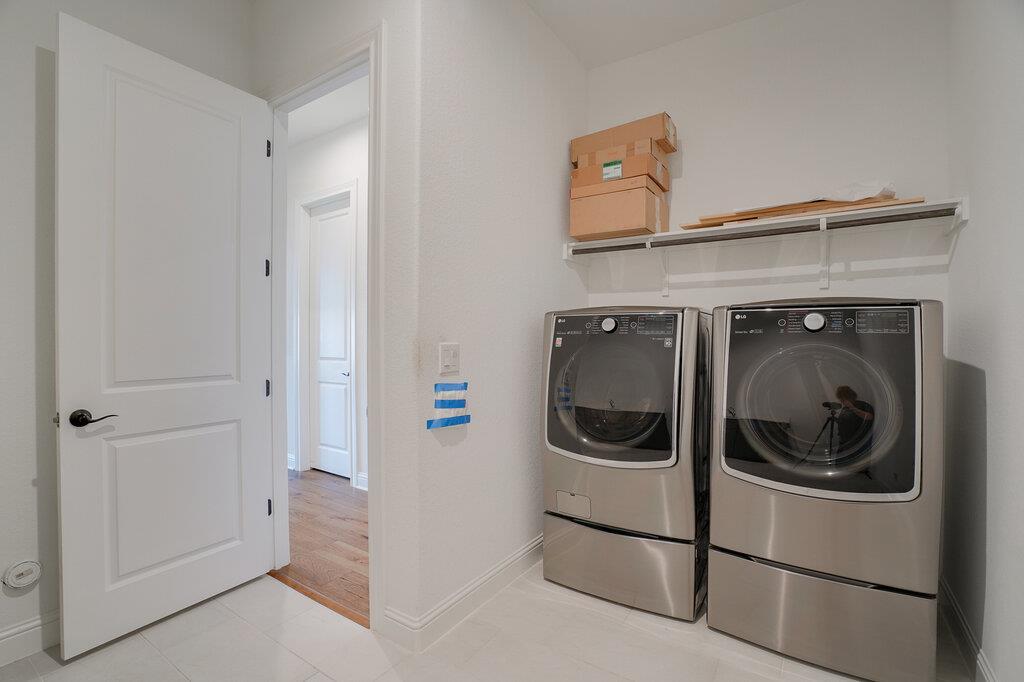 4529 Port Bari Dr Property Photo 16