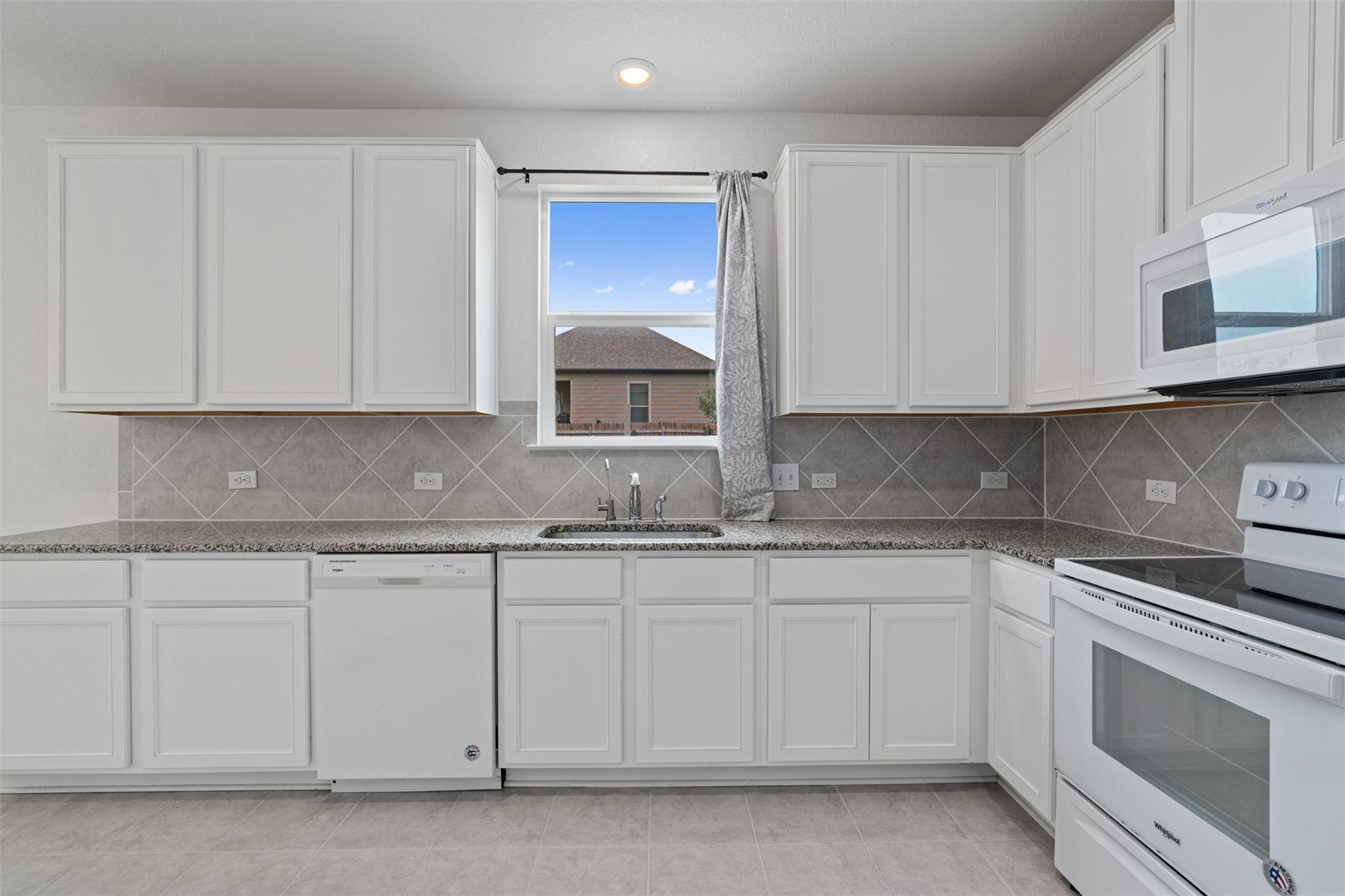 305 Los Cobos Ln Property Photo 10