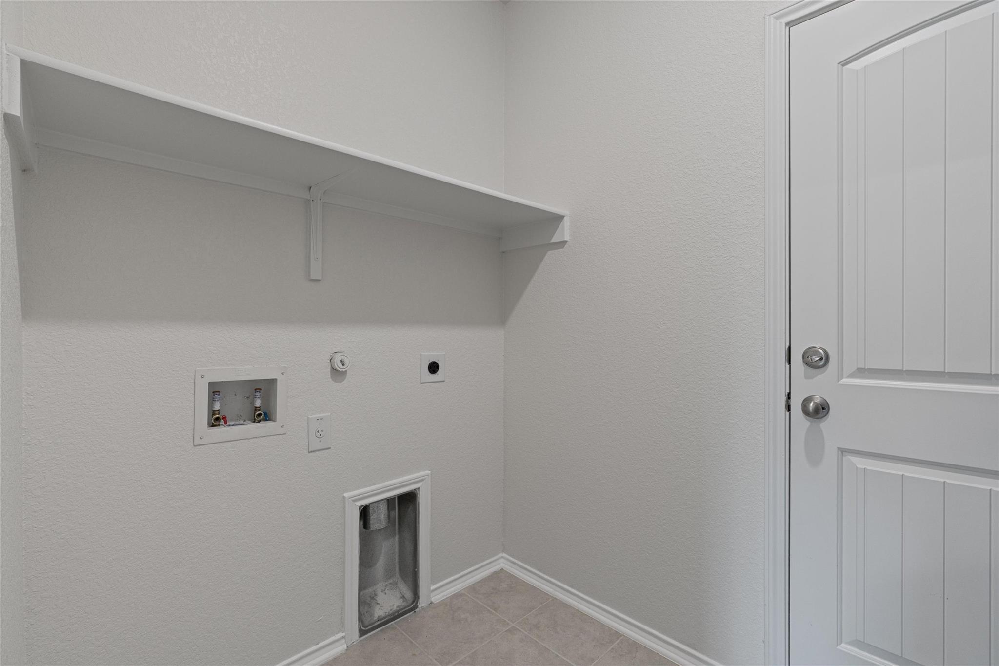 305 Los Cobos Ln Property Photo 12