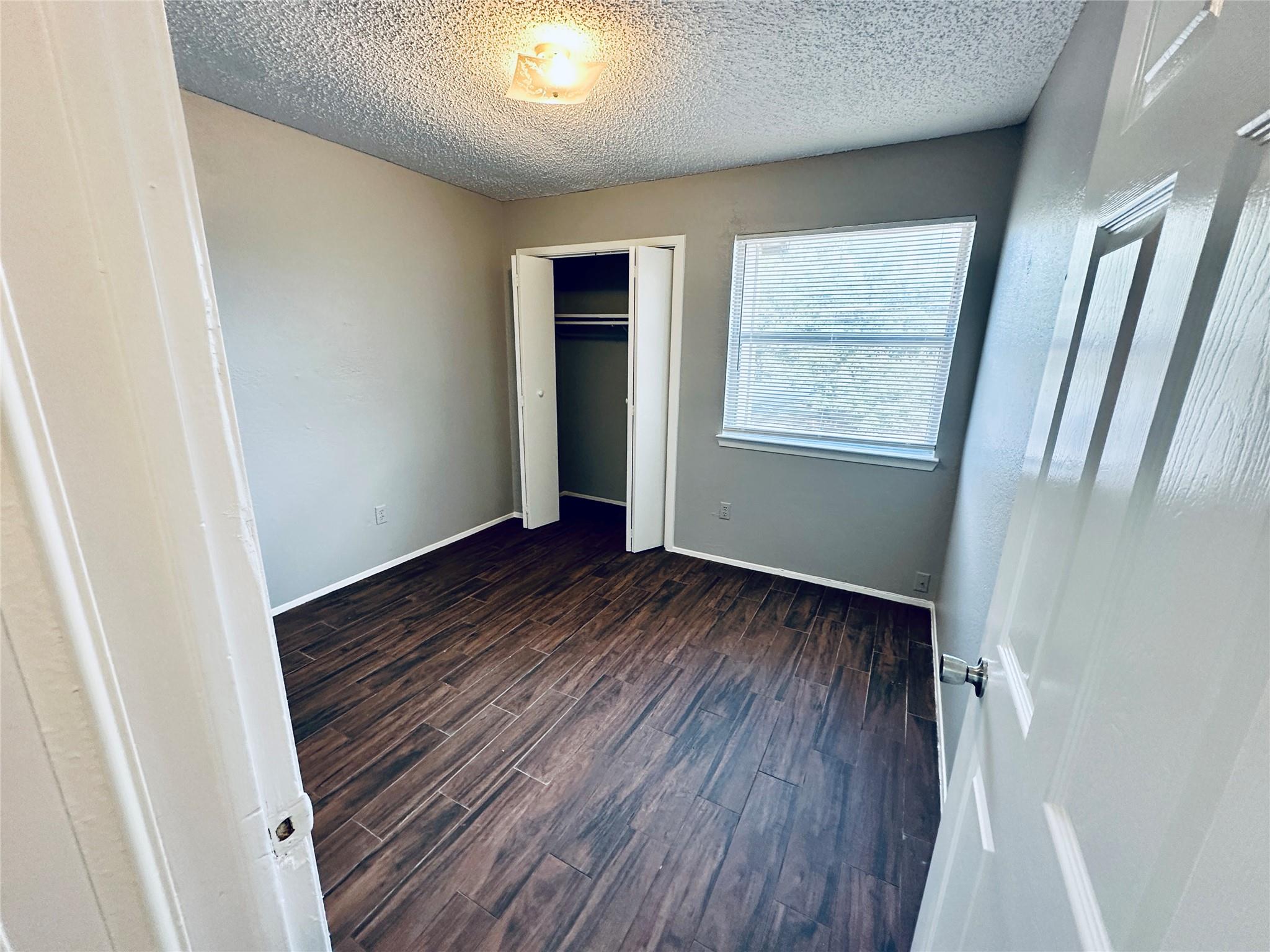 4901 Merritt Cir #d Property Photo 17