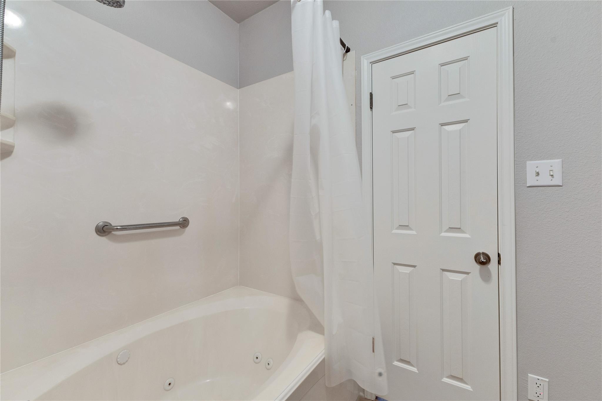 11308 Terrace Meadow Way Property Photo 31