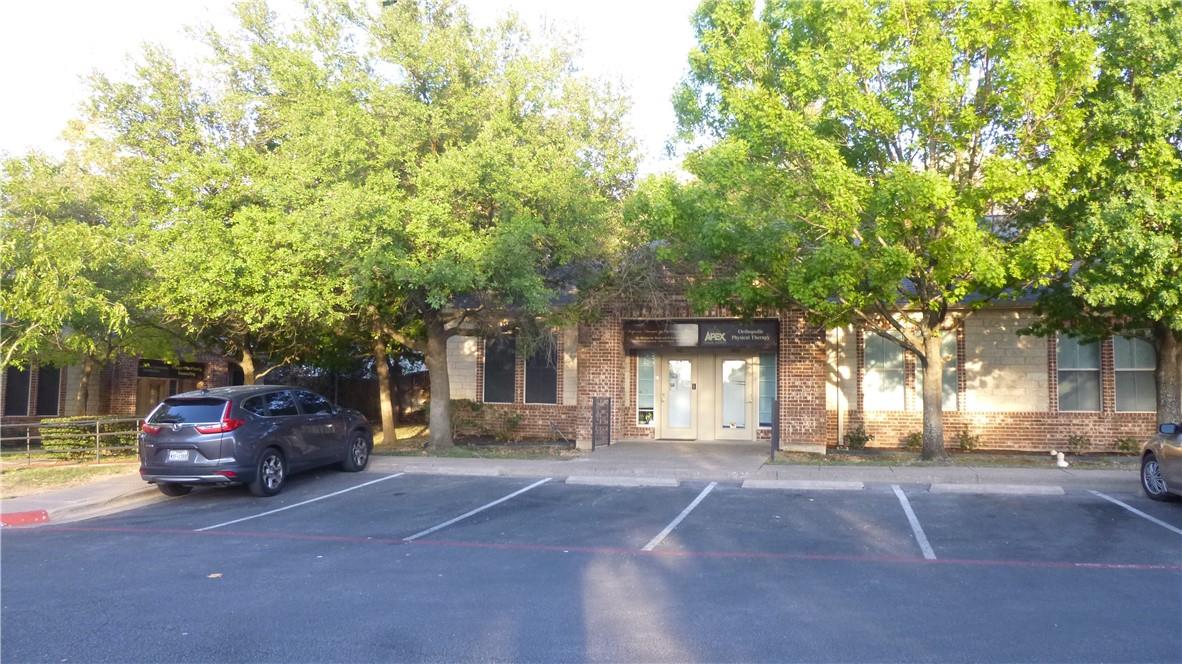 15901 Central Commerce Dr #401 Property Photo 3