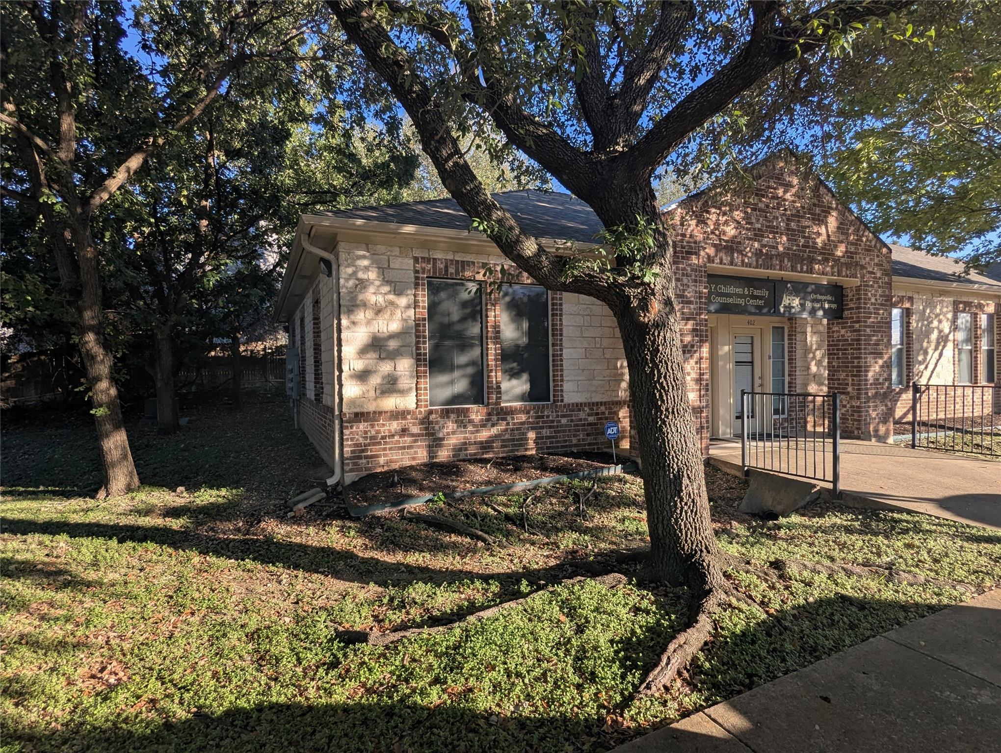 15901 Central Commerce Dr #401 Property Photo 4