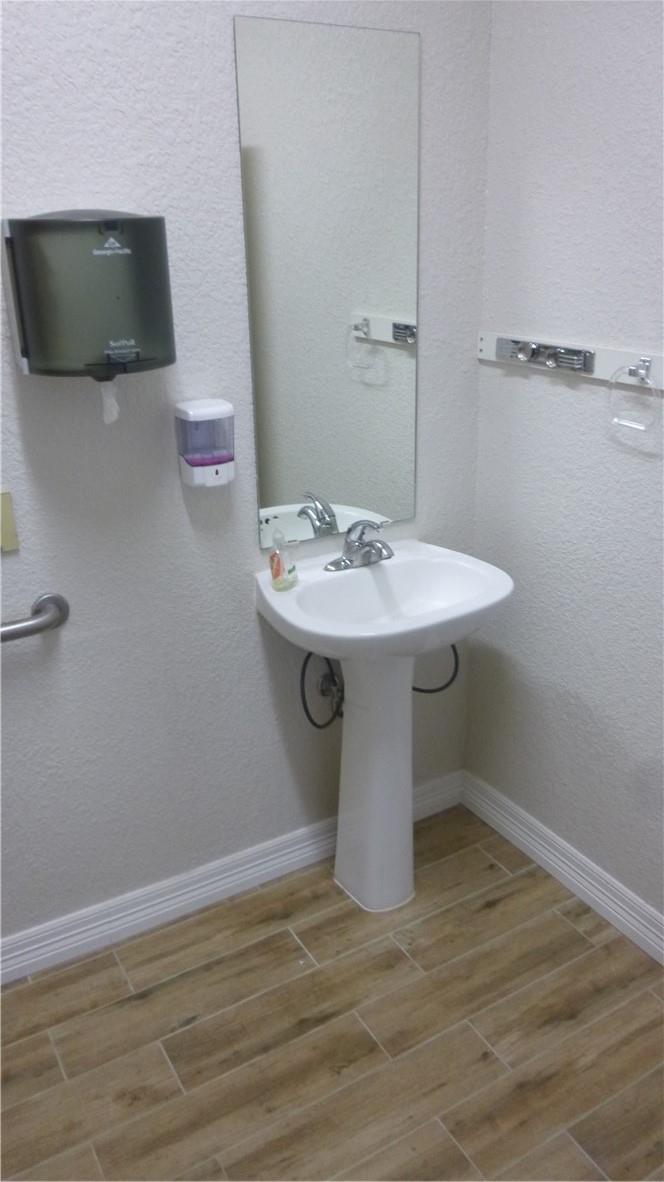15901 Central Commerce Dr #401 Property Photo 28