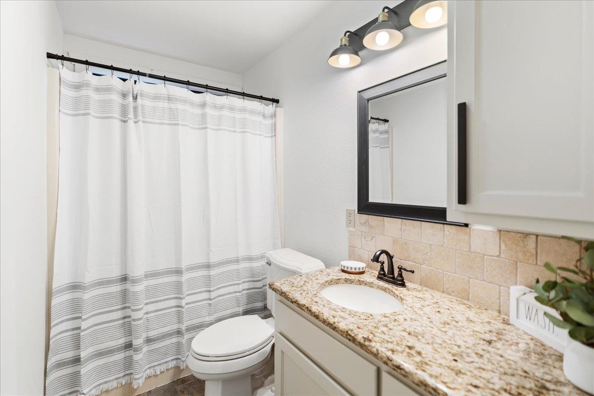1401 Avenida Serena None Property Photo 17
