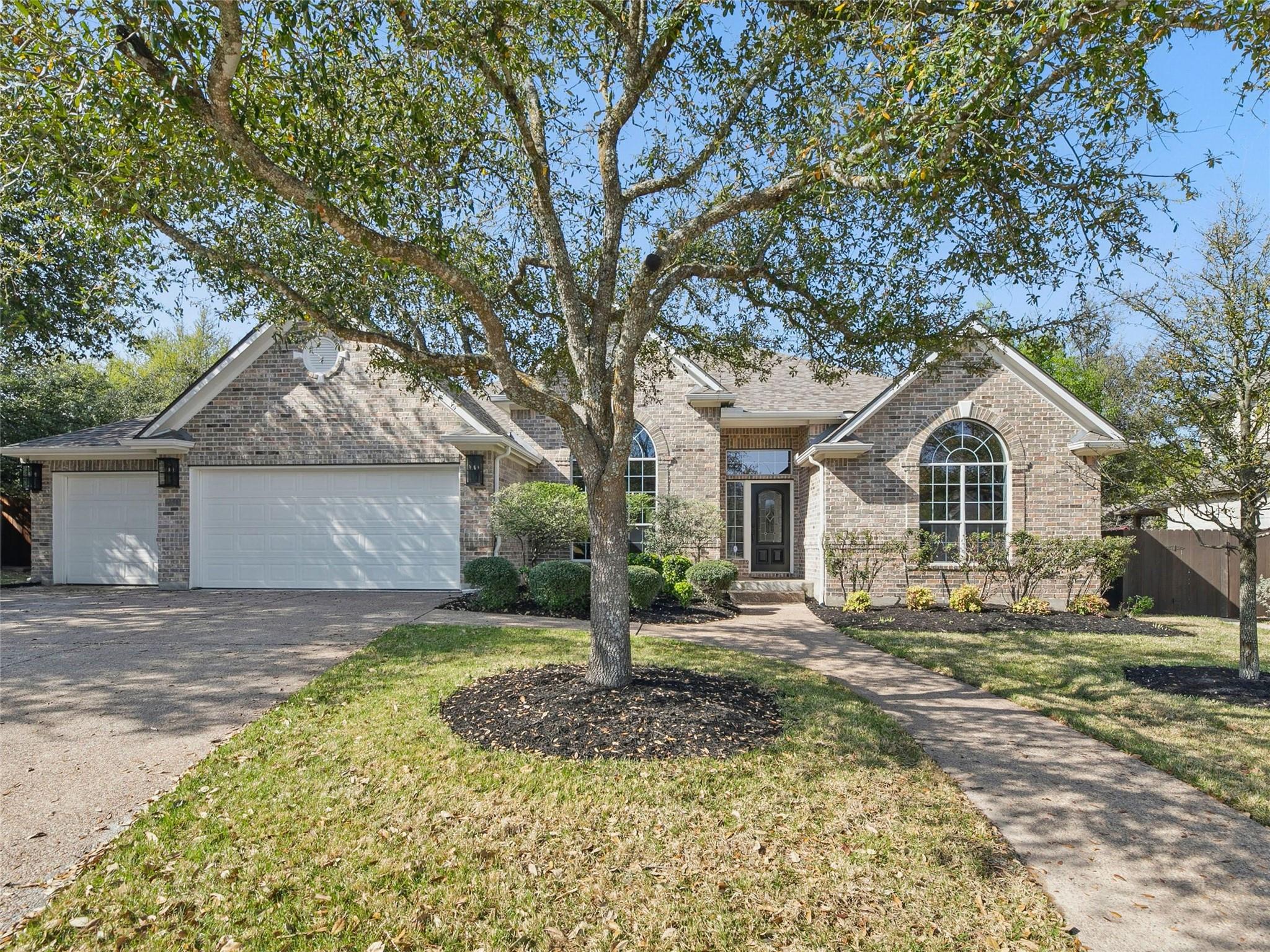 2311 Farrington Ct Property Photo