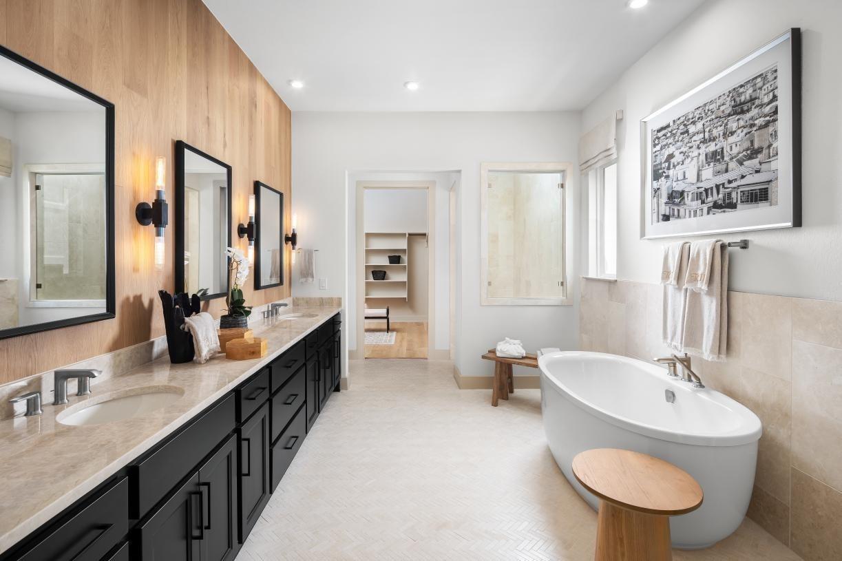 1704 Lucera Bnd Property Photo 12