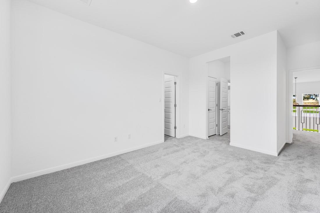 4949 Olimpico Way Property Photo 10