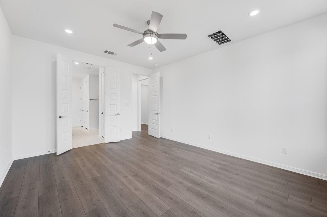 4949 Olimpico Way Property Photo 18