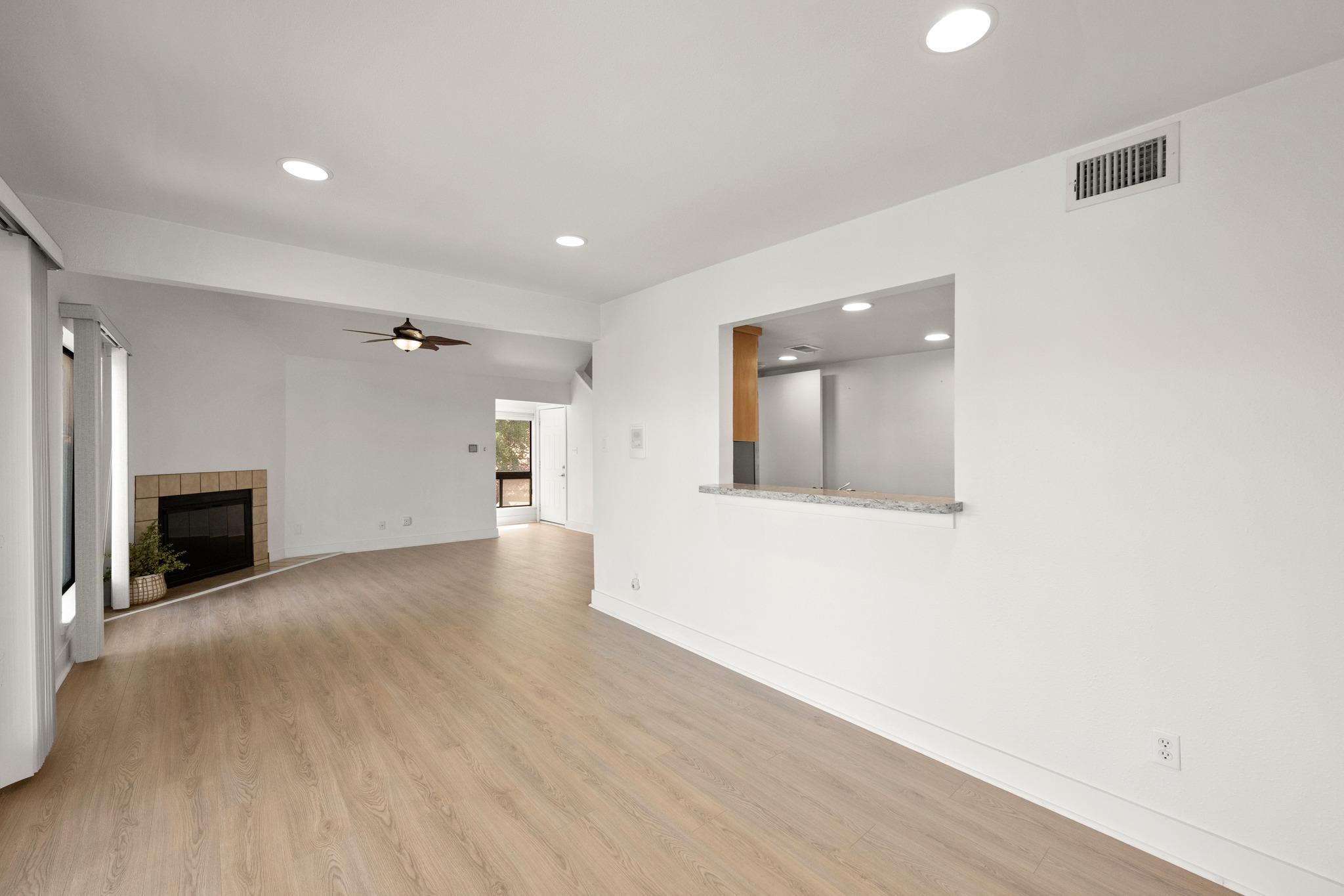 2918 N Ranch Road 620 None #b112 Property Photo 4