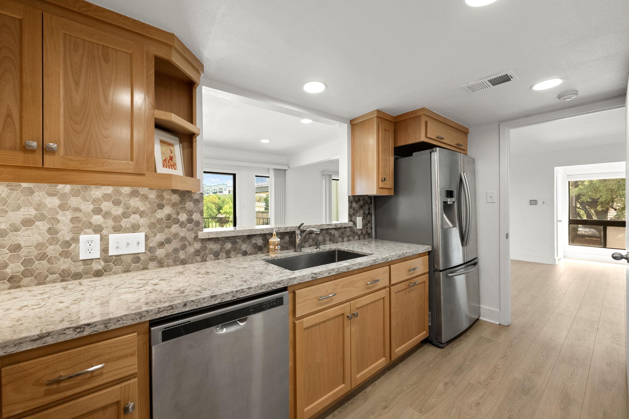 2918 N Ranch Road 620 None #b112 Property Photo 11