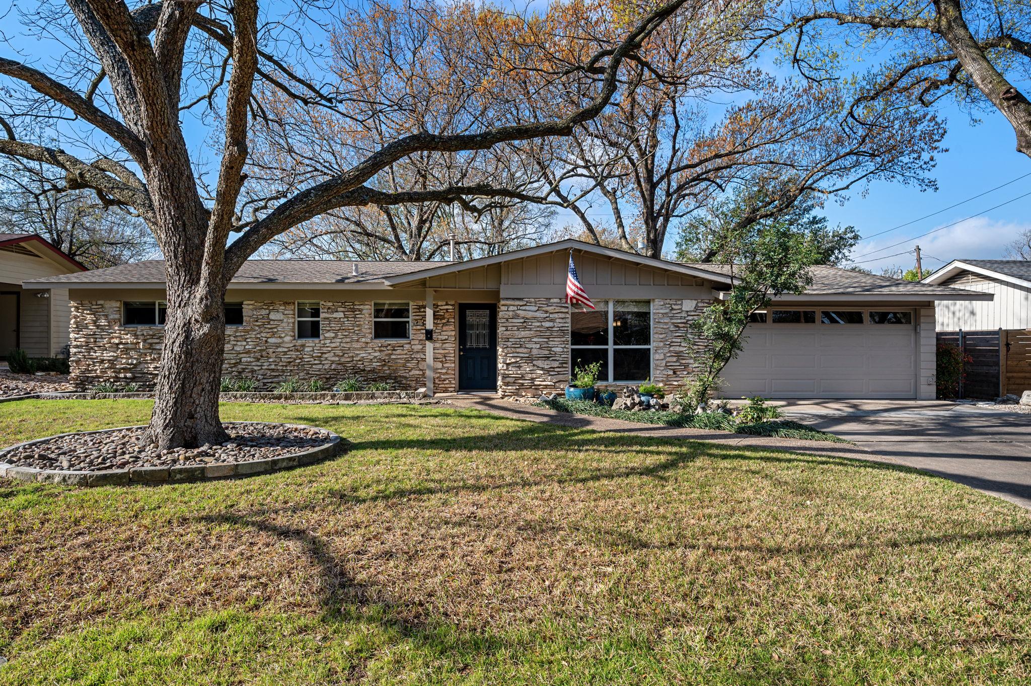2709 Cascade Dr Property Photo