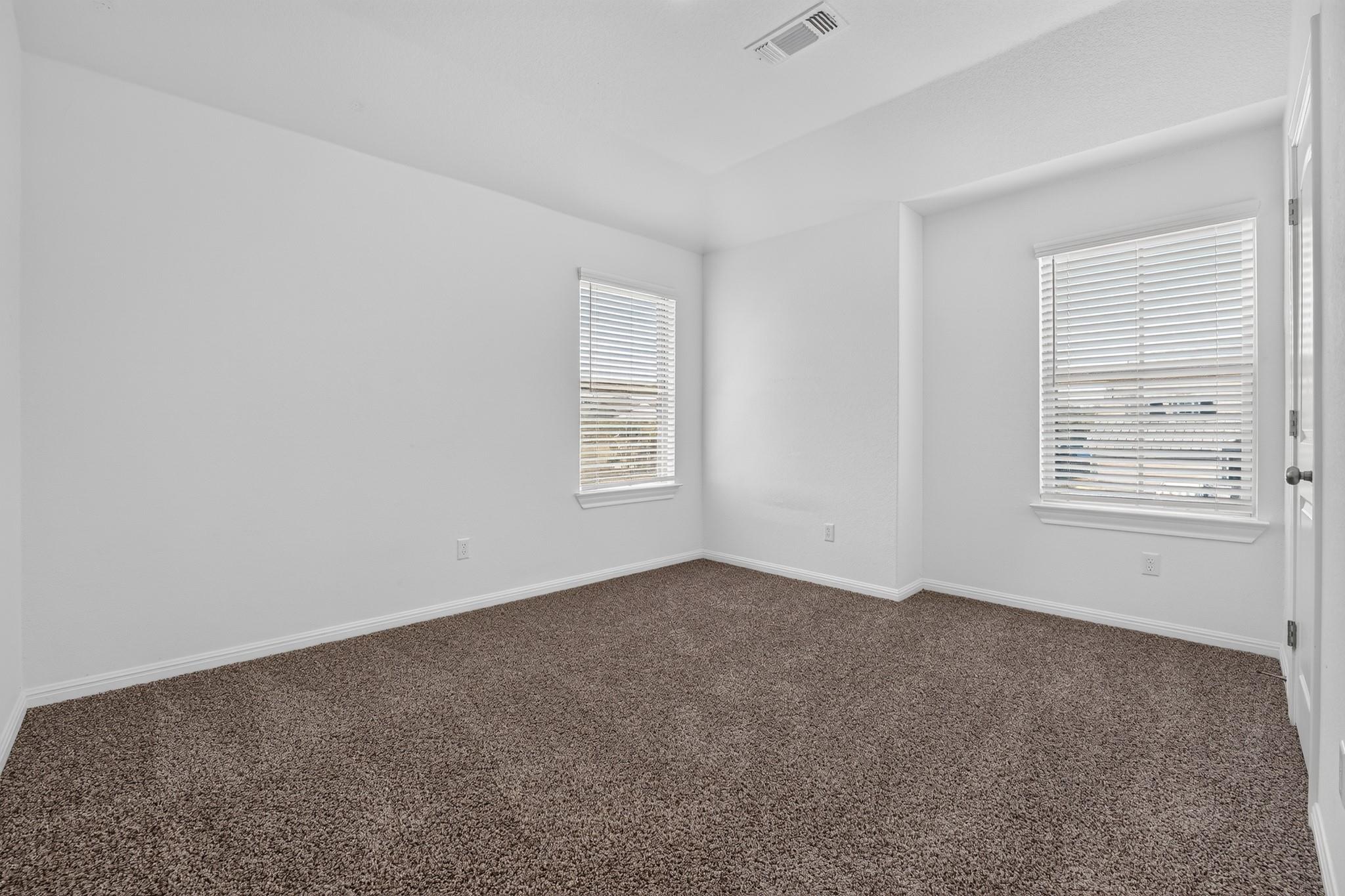221 Sand Lily Ln Property Photo 12