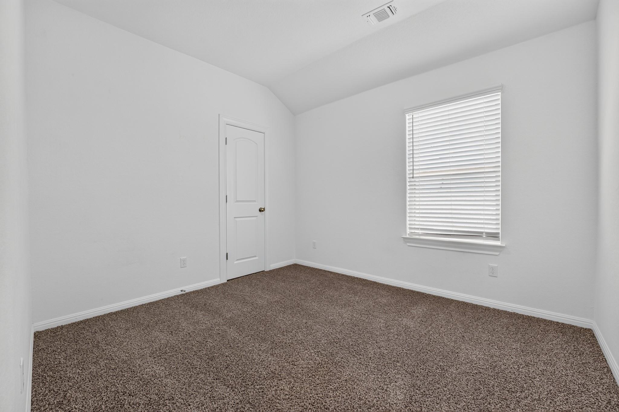 221 Sand Lily Ln Property Photo 14