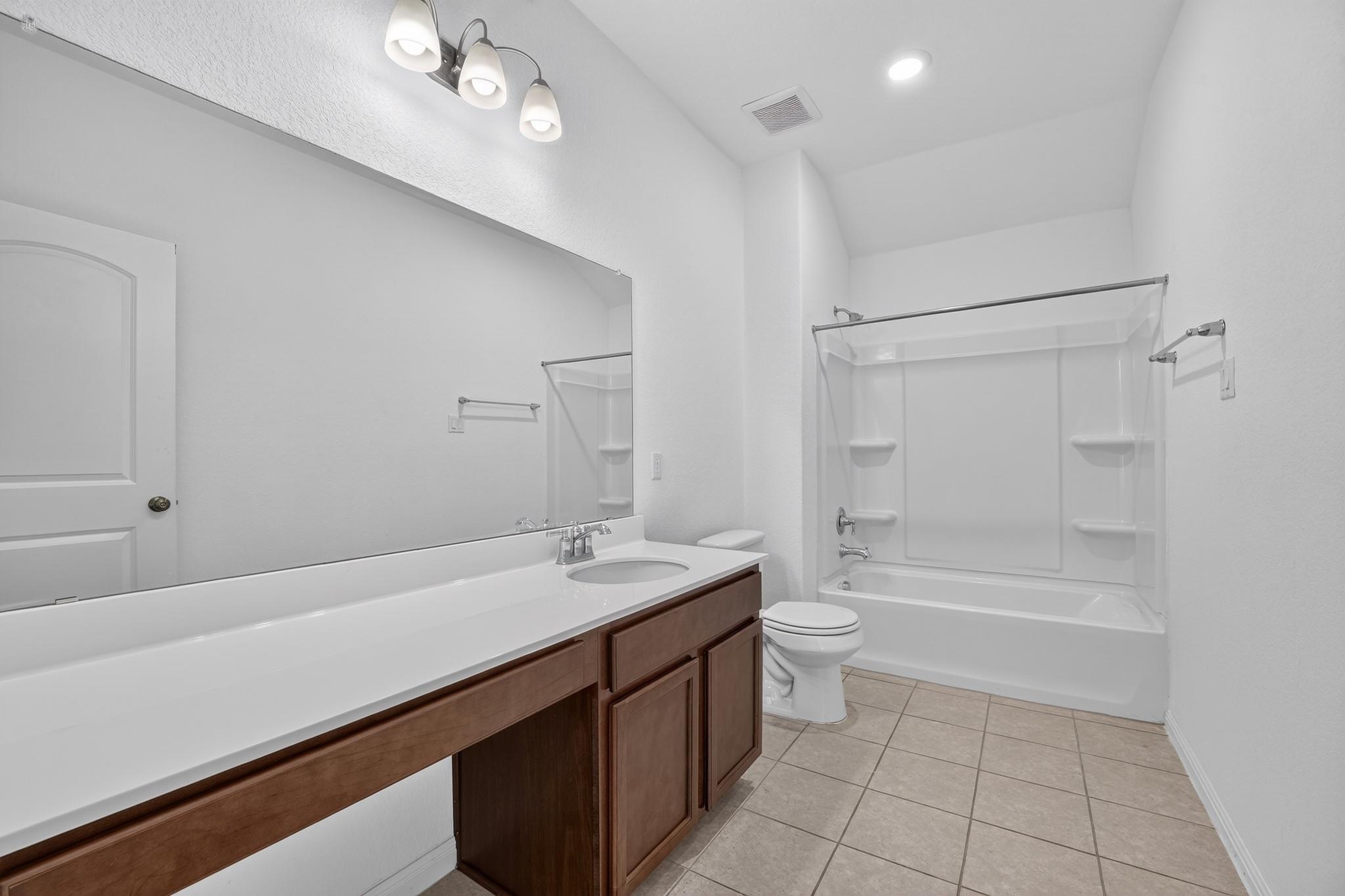 221 Sand Lily Ln Property Photo 17