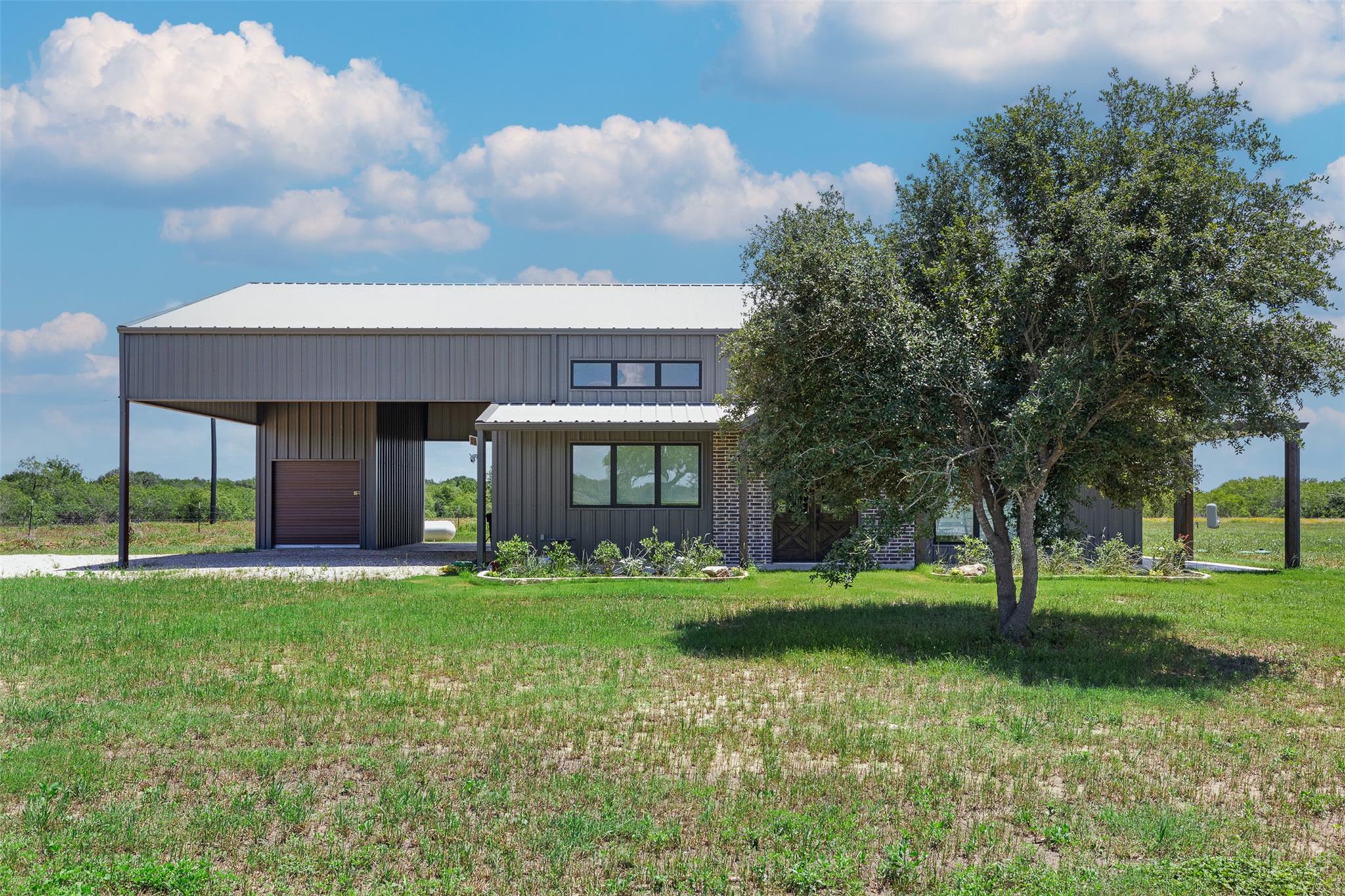 10482 County Road 276 None Property Photo 1
