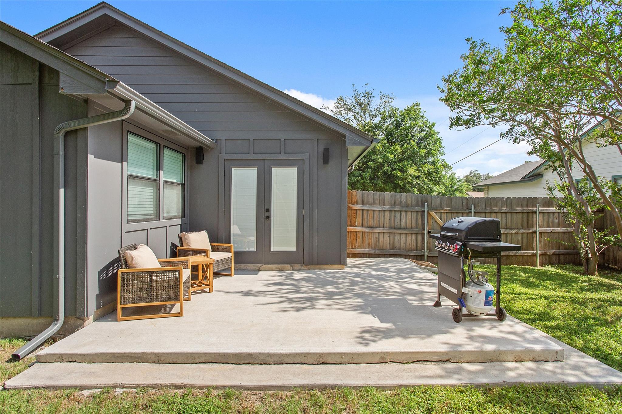 801 Forest Glen Cv Property Photo 15