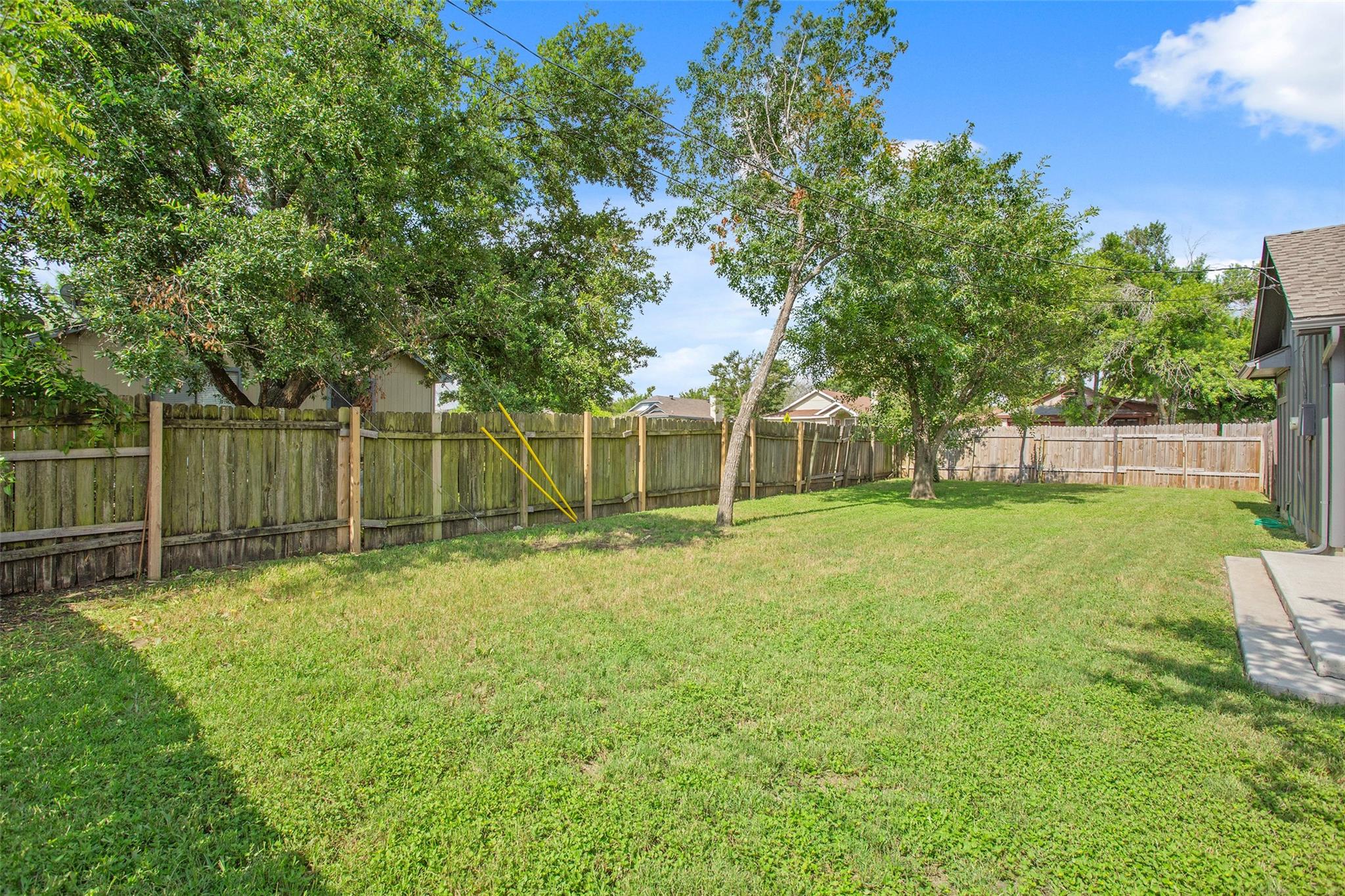 801 Forest Glen Cv Property Photo 18