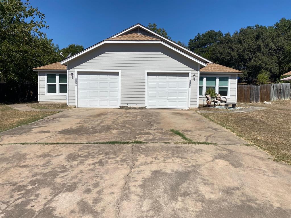 435 Sailmaster St #b Property Photo 2