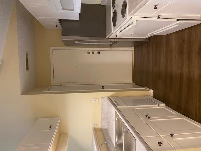 435 Sailmaster St #b Property Photo 4