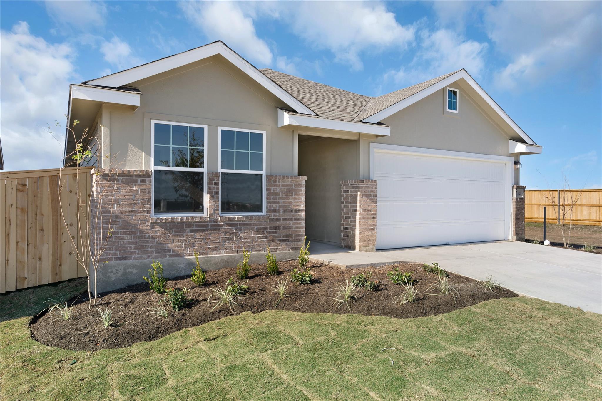 25609 Flora Bella Ln Property Photo 7