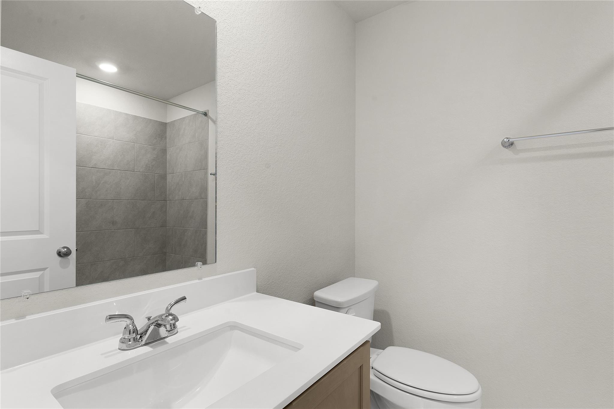 25609 Flora Bella Ln Property Photo 12