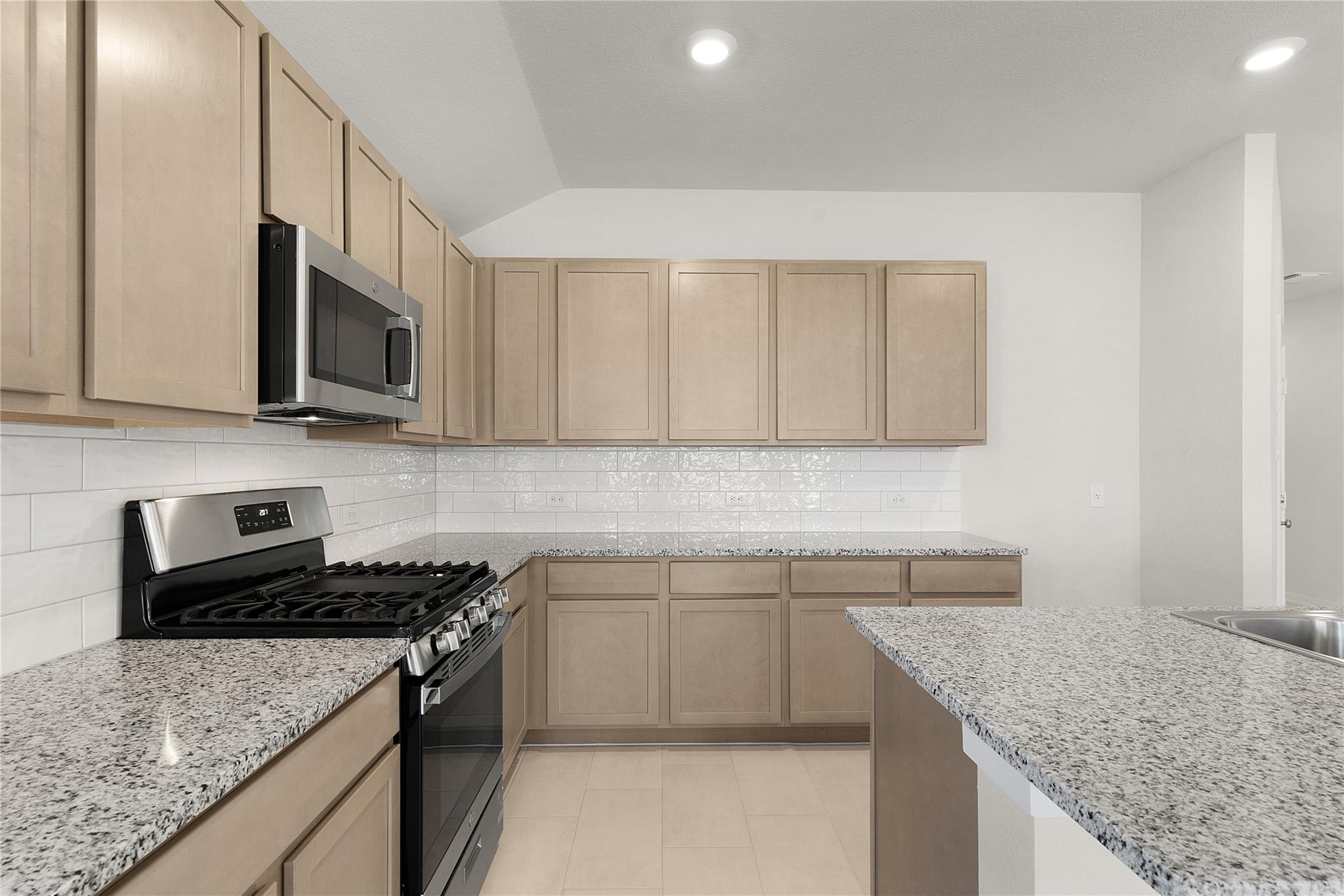 25609 Flora Bella Ln Property Photo 19