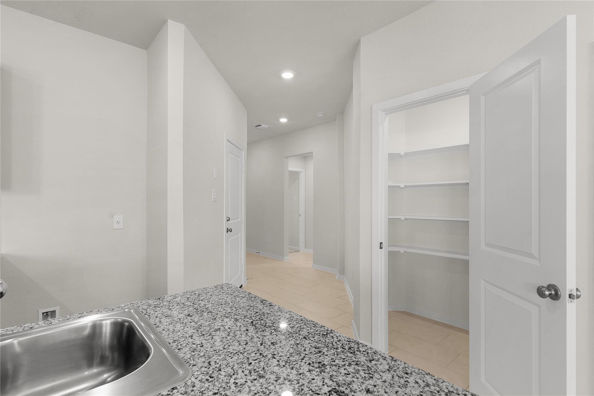 25609 Flora Bella Ln Property Photo 21