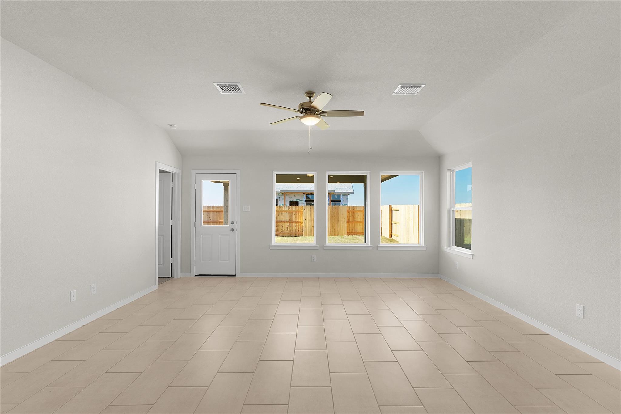 25609 Flora Bella Ln Property Photo 24