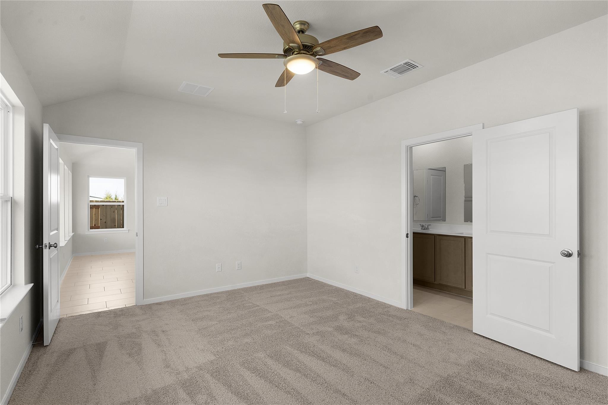 25609 Flora Bella Ln Property Photo 28