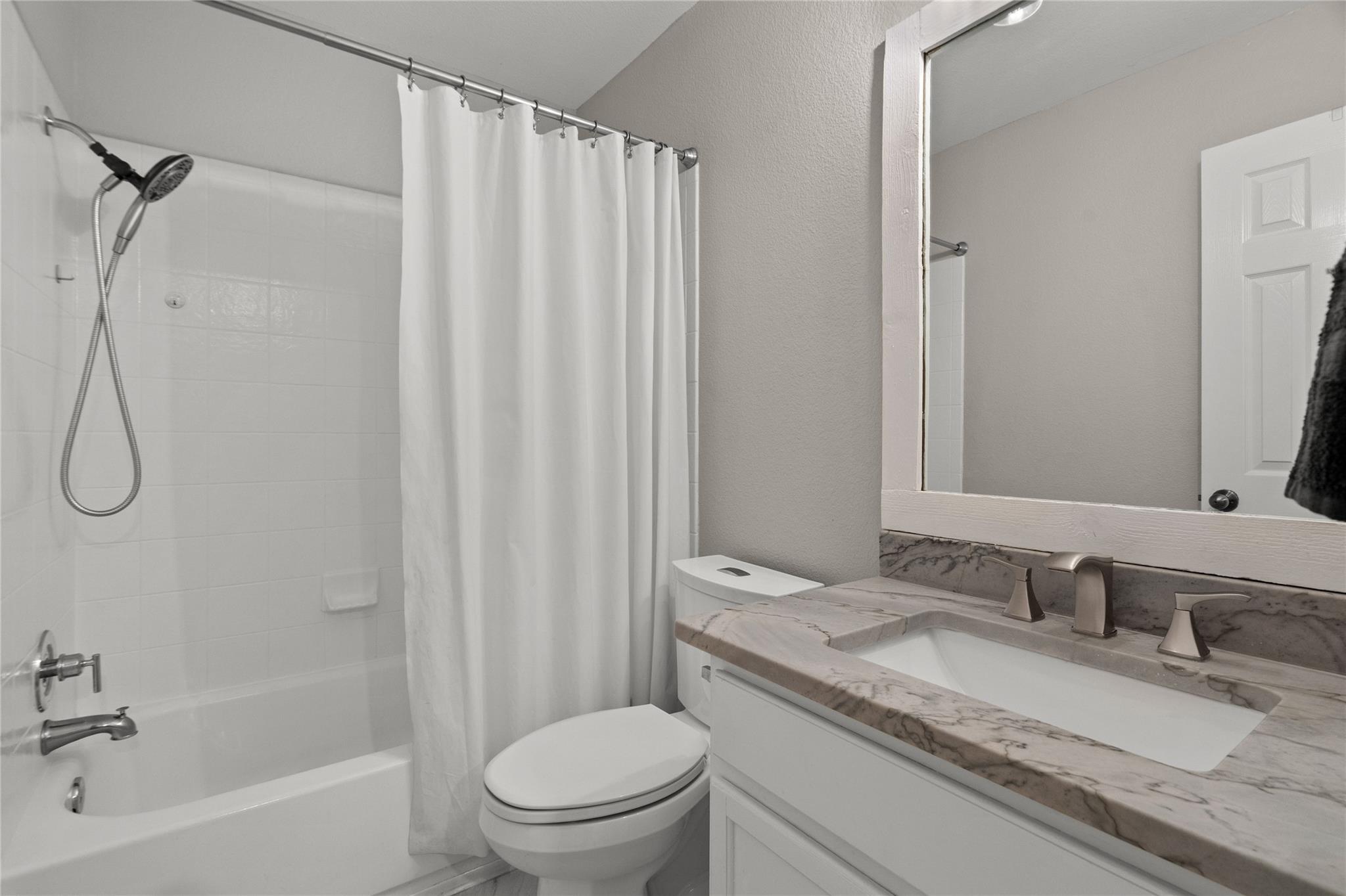 11403 Georgia Coleman Bnd Property Photo 28