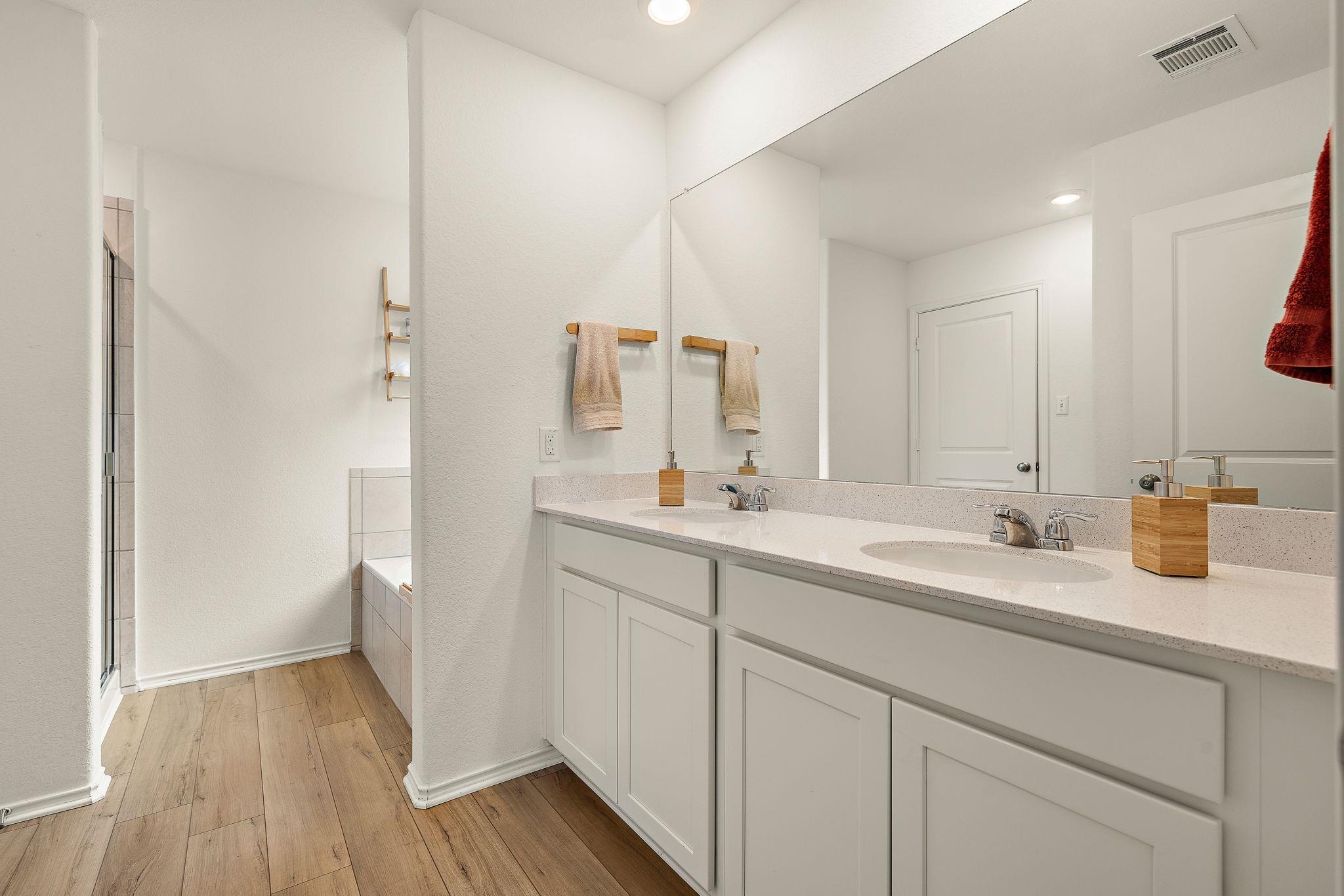 424 Sebring Cir Property Photo 16