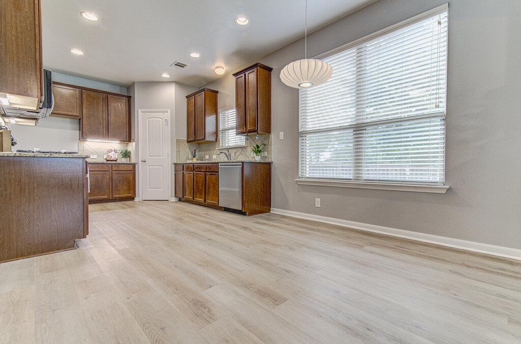 1200 April Meadows Loop Property Photo 9