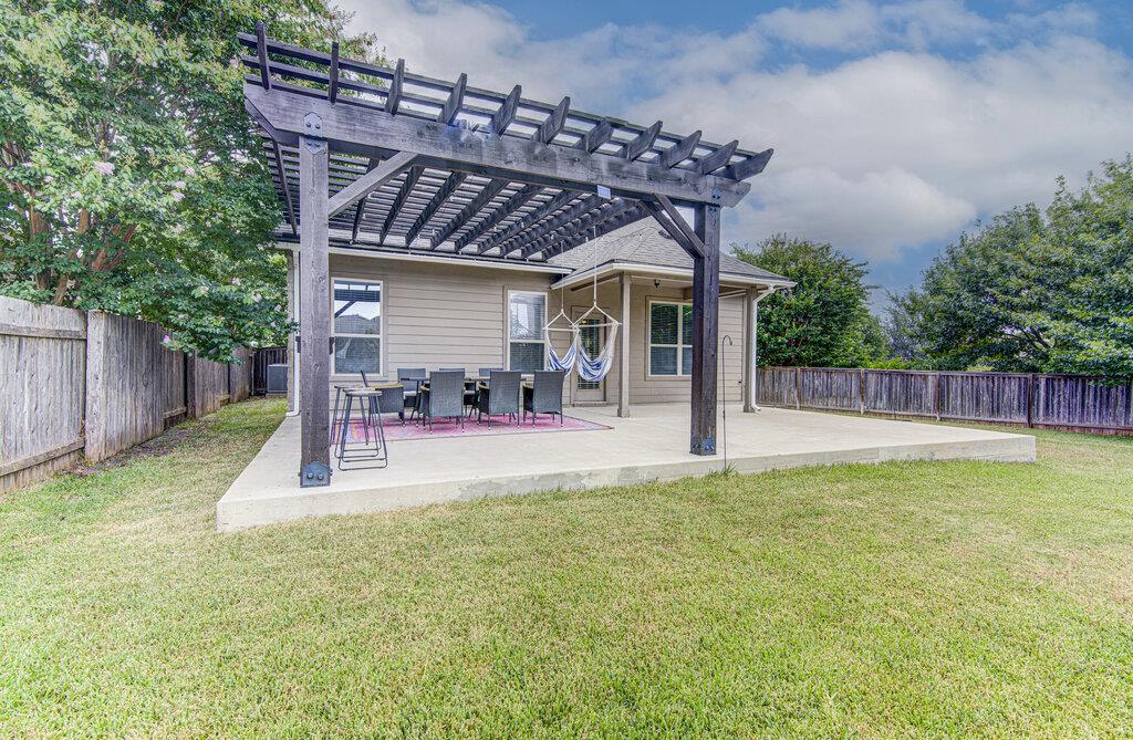 1200 April Meadows Loop Property Photo 33