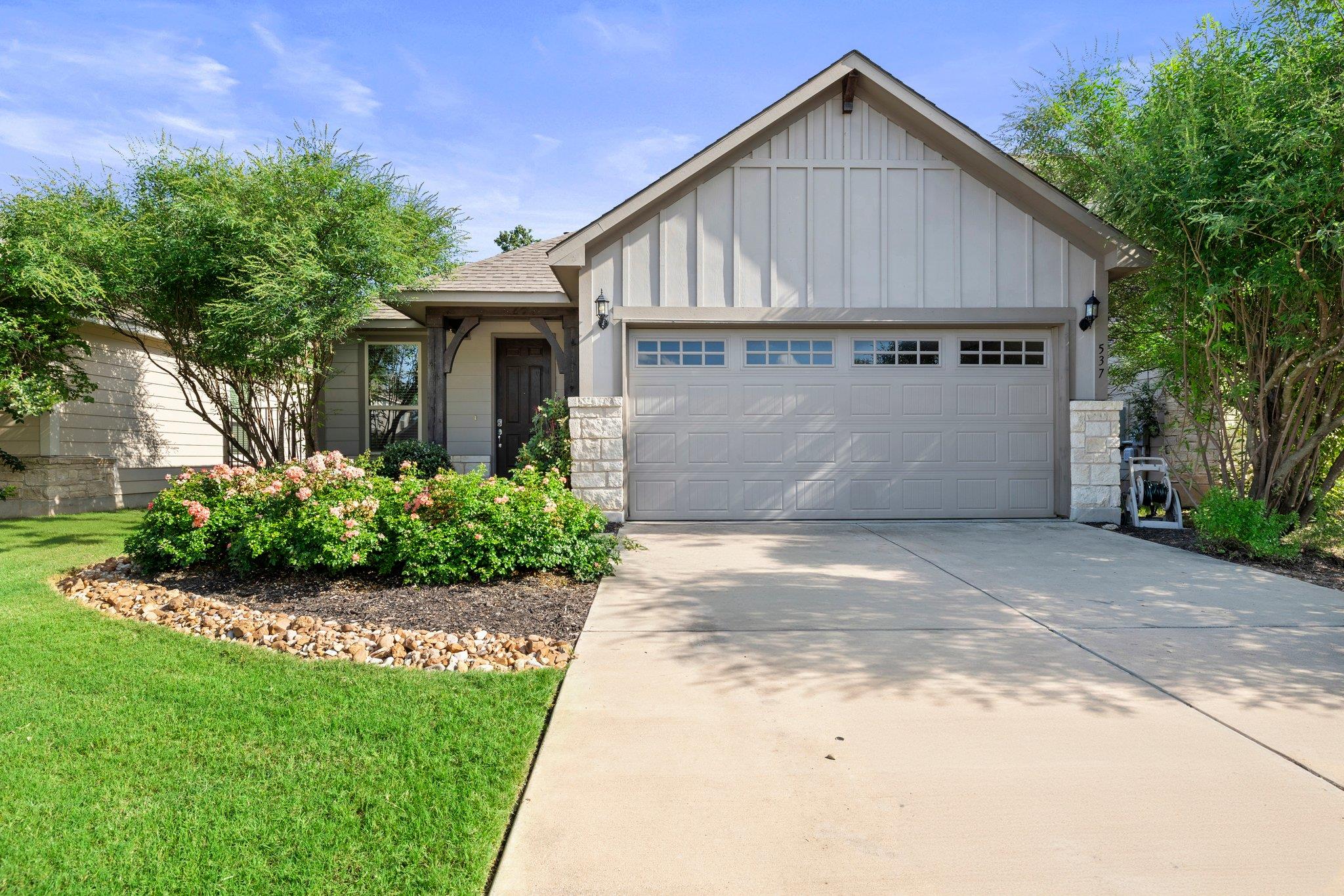 537 Bonnet Blvd Property Photo 1