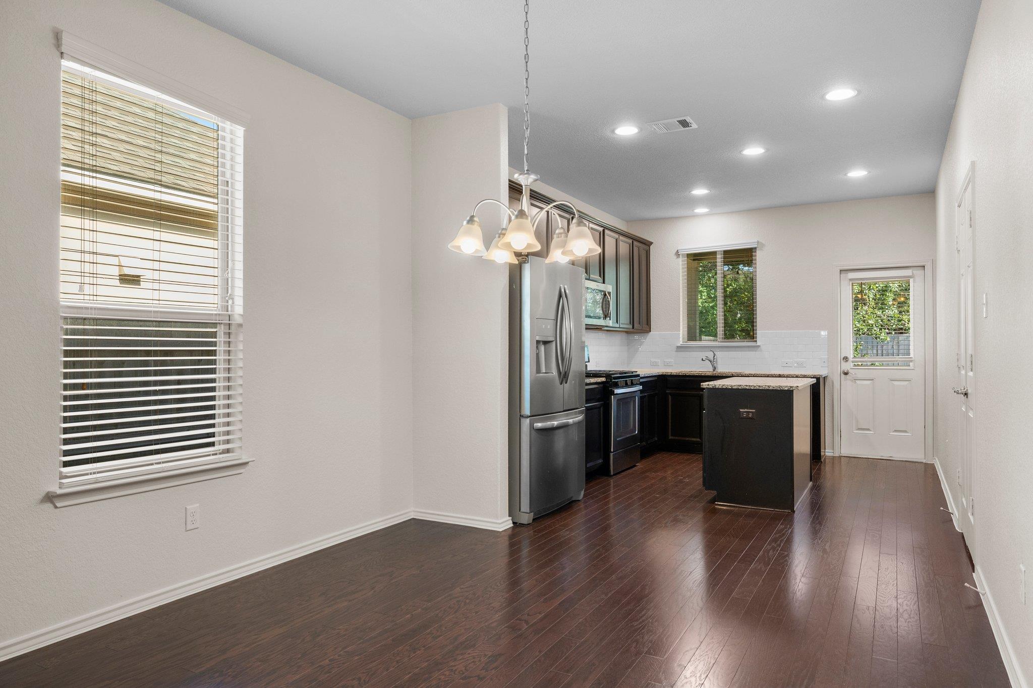 537 Bonnet Blvd Property Photo 8