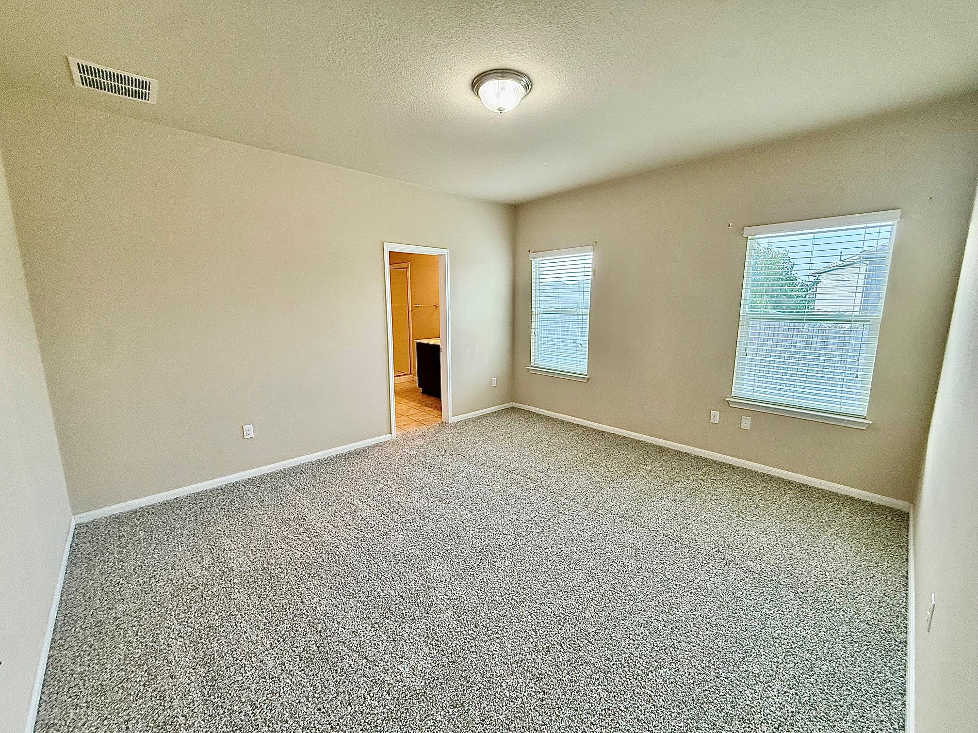 431 Northern Flicker St Property Photo 8