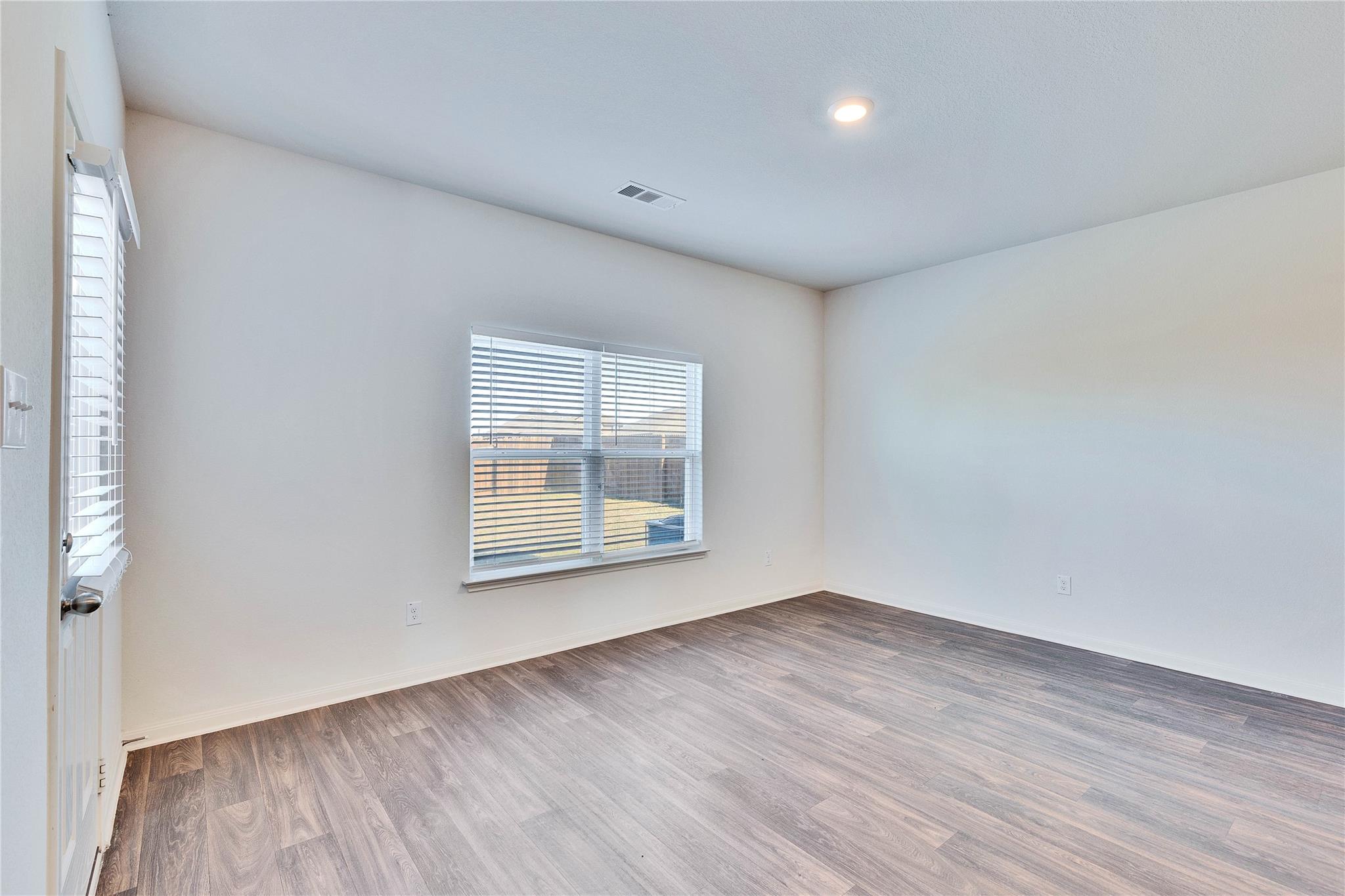 18512 Quiet Range Dr Property Photo 6