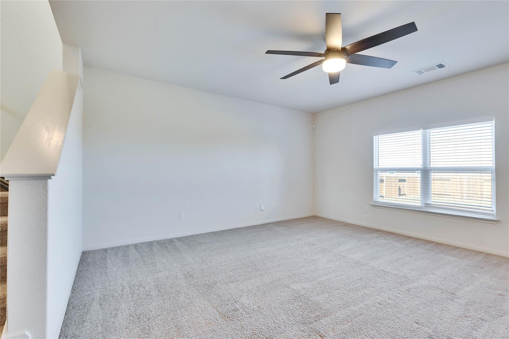 18512 Quiet Range Dr Property Photo 8