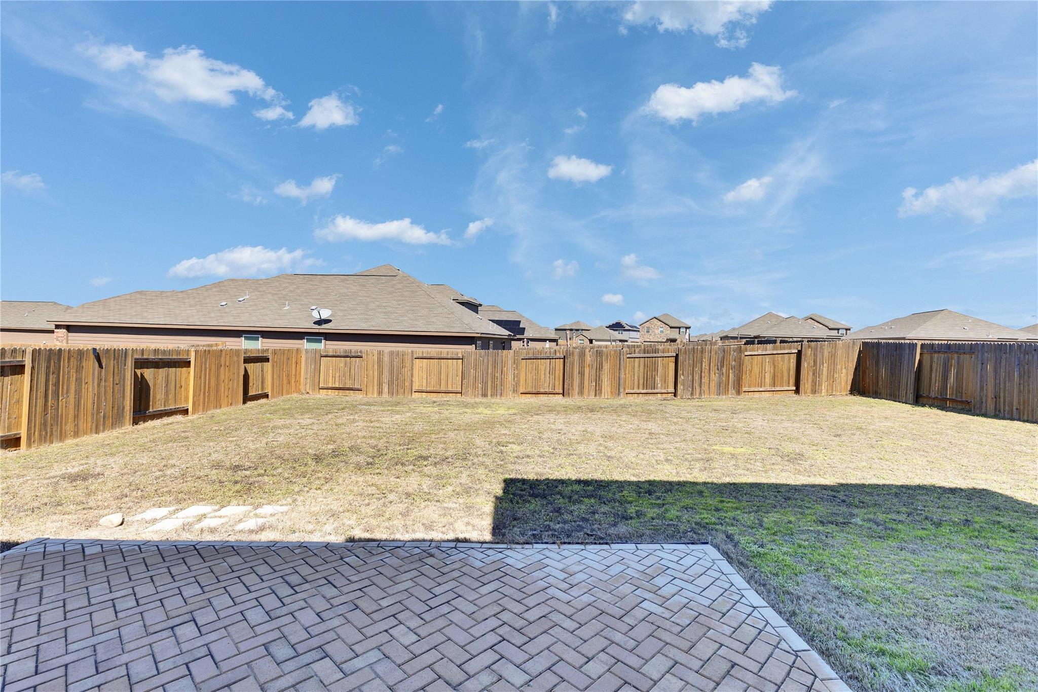 18512 Quiet Range Dr Property Photo 26