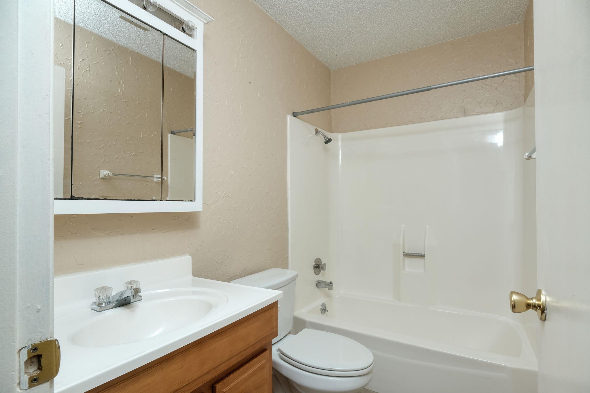 10419 Firethorn Ln Property Photo 10